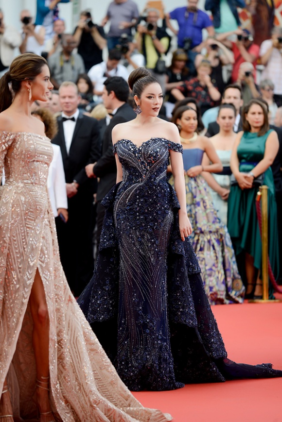 Lý Nhã Kỳ tự tin trả lời phỏng vấn tạp chí Vouge Pháp Lý Nhã Kỳ tự tin trả lời phỏng vấn tạp chí Vouge Pháp